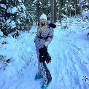 Ski suit woman's one piece Fashion snowboarding suit Snow suit for women